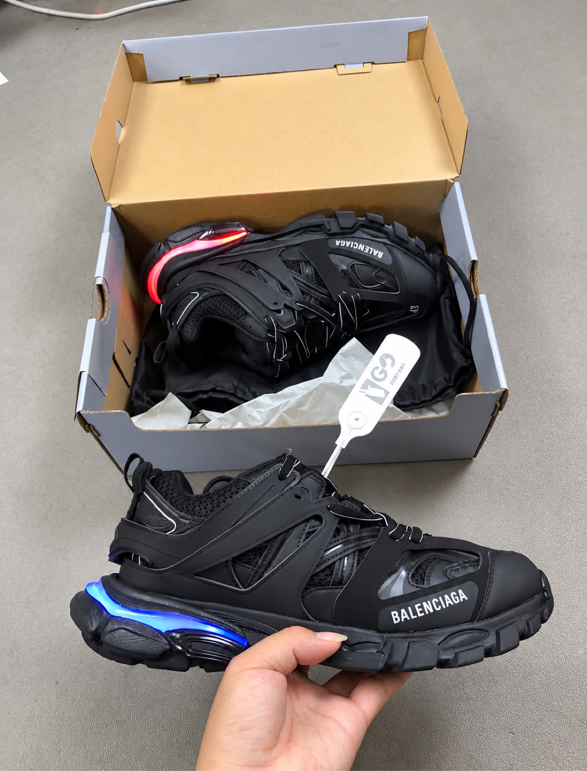 Balenciaga Track LED, Black (men's 555036 W2GB1 1000)
